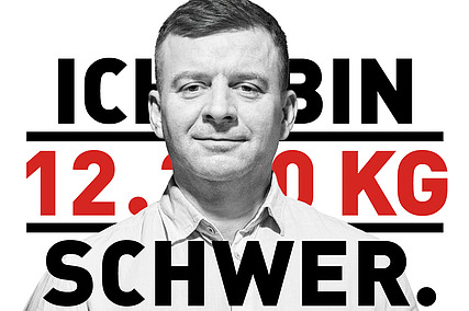 Foto von einem ZÜBLIN-Mitarbeiter, der in Kamera schaut und Teil der xkg-Kampagne ist