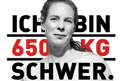 Foto von einer ZÜBLIN-Mitarbeiterin, die in die Kamera schaut und Teil der xkg-Kampagne ist.