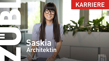 Thumbnail zum Video Architektin. Eine ZÜBLIN-Architektin lächelt in die Kamera.